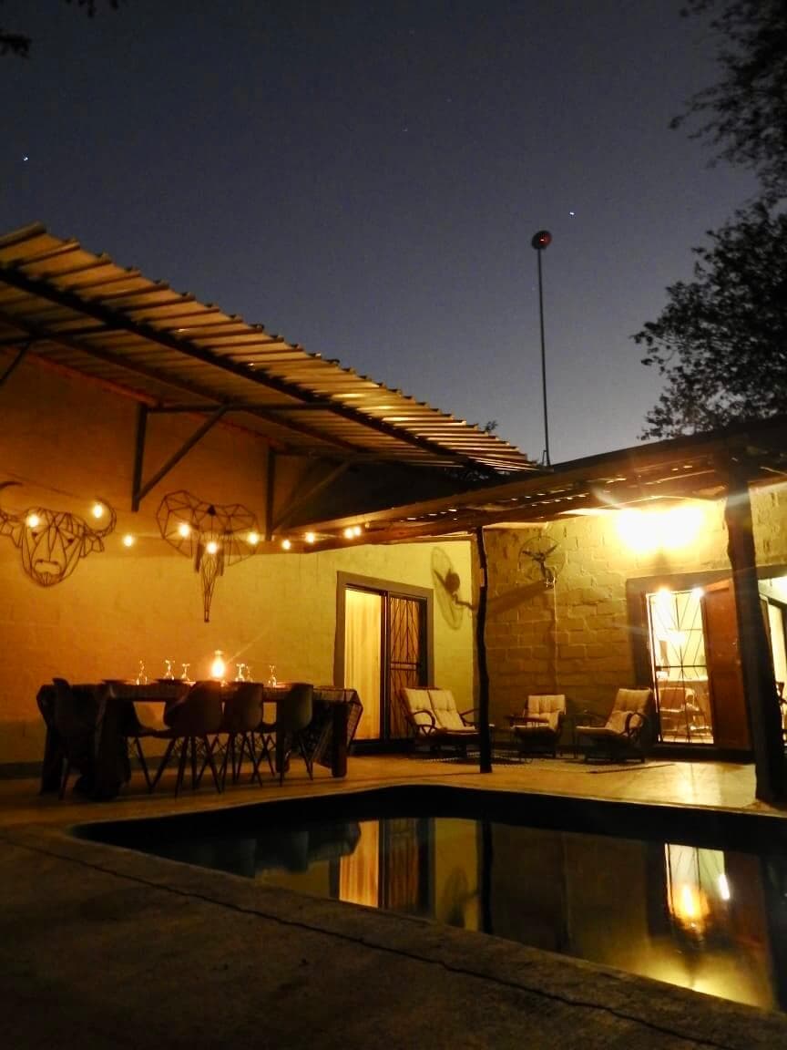Stoep at night